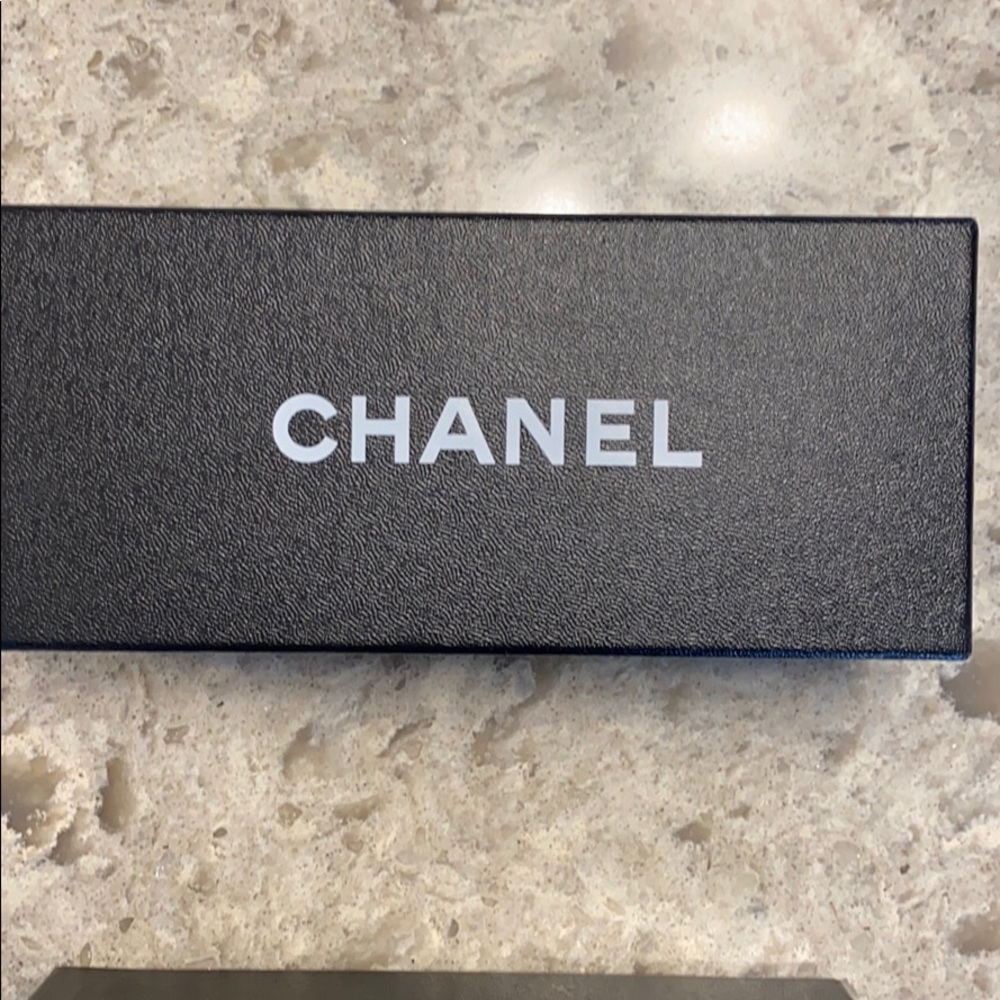Chanel Packaging - image 4